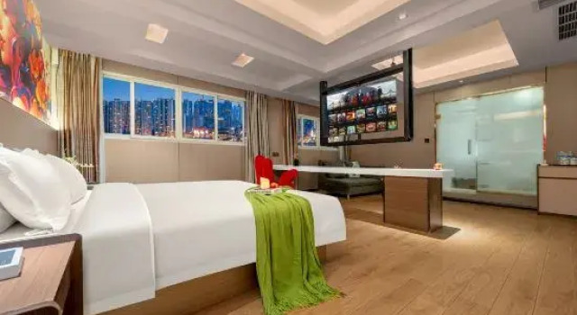 Люкс Premier Bally ART Hotel West Station Jinjian Road Metro Station