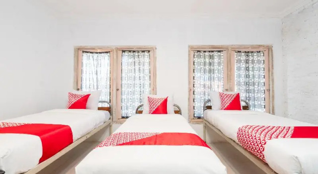 Номер Standard RedDoorz near Plengkung Gading 2