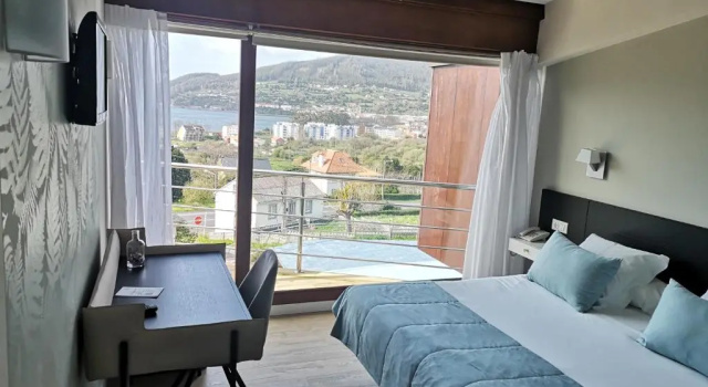 Двухместный номер Superior с видом на море Hotel Herbeira