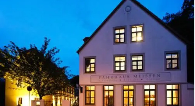 Fährhaus Meißen B&B, Забронировать Отель «постель и завтрак» Майсен 