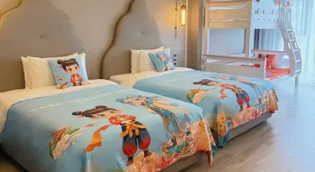 Четырёхместный семейный номер Standard Mercure Xian Downtown