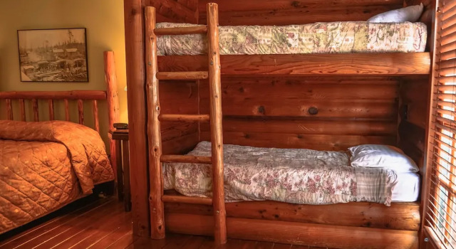 Люкс Standard Sumas Mountain Lodge