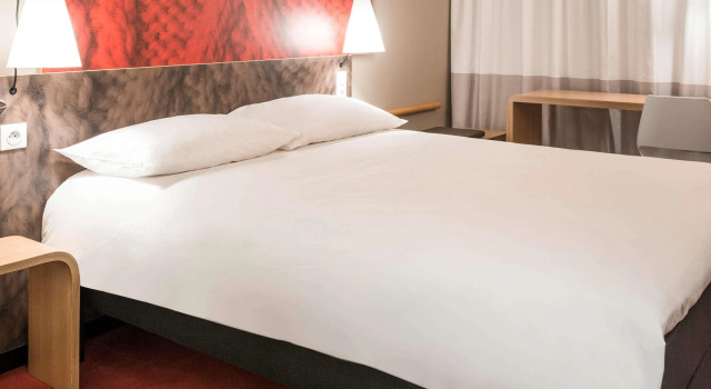 ibis Gent Centrum St. Baafs Kathedraal, Забронировать Отель Binnenstad Гент, рядом с Набережные Граслей и Коренлей