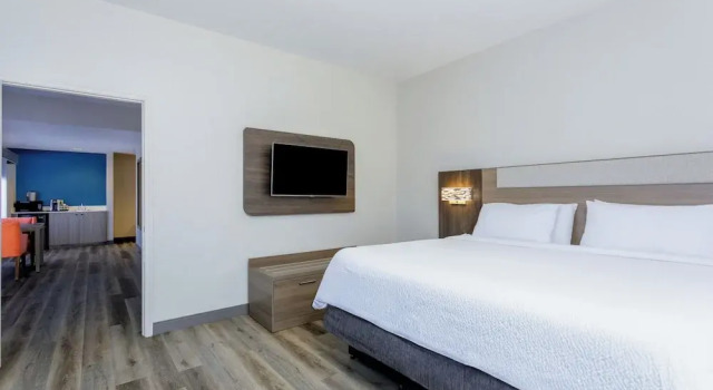 Люкс c 1 комнатой Holiday Inn Express Orlando-Ocoee East by IHG