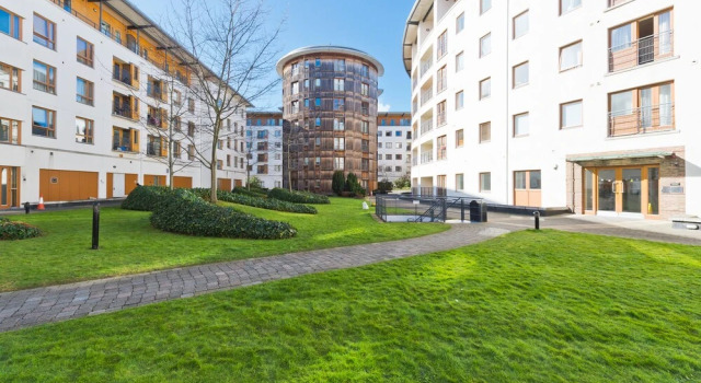 your place - IFSC, Забронировать Апартаменты/квартира Дублин Каунти Дублин, рядом с The Point Club