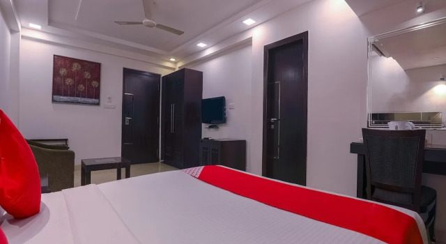 OYO Premium Coastal Battery, Rezerwuj Hotel Hotele w Andhra Pradesh z parkingiem, Parking