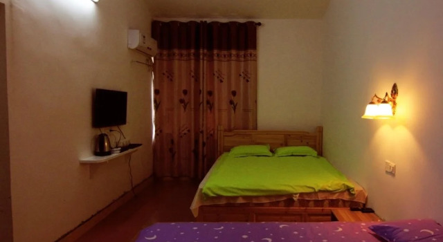 Lan Shan Chu Youth Hostel