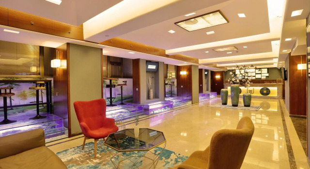 Lujia International Hotel