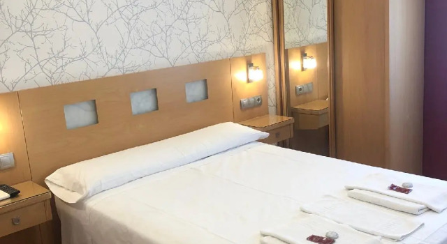 Двухместный номер Standard Hostal Abami II