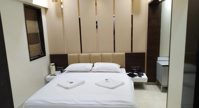 LA Hotel Metro
