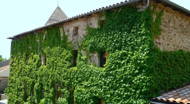 Lancien Couvent De Nozières, Prenota Hotel Nozieres Alvernia