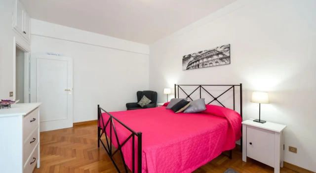 Casa Dolce Casa, Buchen Sie Hotel Monte Sacro Rom, in der Nähe von Jonio