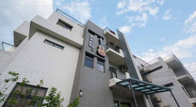 Guitar Charm B&B, Prenota Bed & breakfast Wujie Yilan County