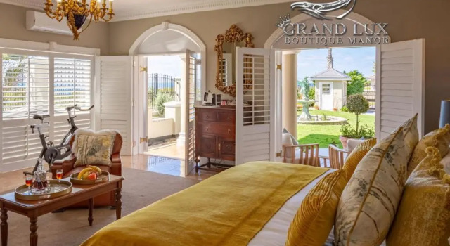 Двухместный люкс с видом на море Grand Lux Boutique Manor
