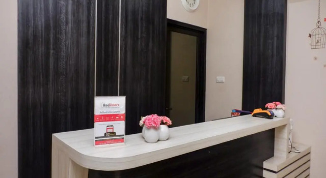 RedDoorz near Java Supermall Semarang
