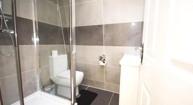 Апартаменты London Modern 4 Bedroom Apartment