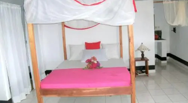 Les Dauphins De Nosy Be, Boek Hotel Hotels in Diana met parkeren, Parkeren