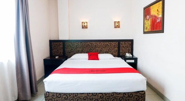 RedDoorz Plus @ Jalan Dr Sutomo Pekanbaru, Rezervovat Hotel Pekanbaru Sumatra