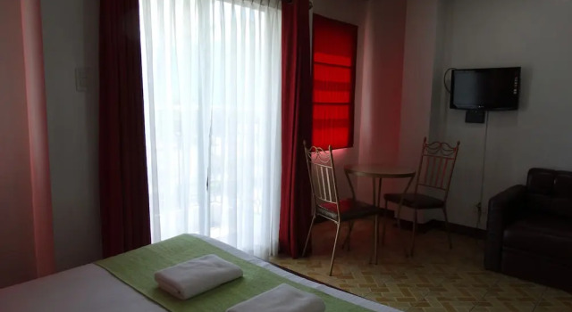 Люкс Ecoland Suites & Inn