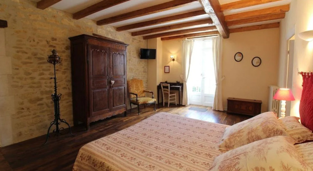 Au Moulin Brun, Rezerwuj Hotel Hotele w Charente-Maritime z parkingiem, Parking