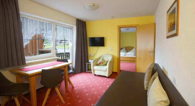 Апартаменты B&B Gästehaus Alpenblick