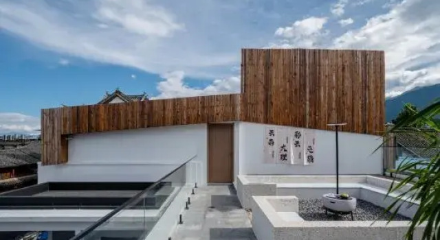 Lanyin · Resort (Yuer Road Branch, Dali Ancient Town), Prenota Resort Hotel a Dali con parcheggio, Parcheggio