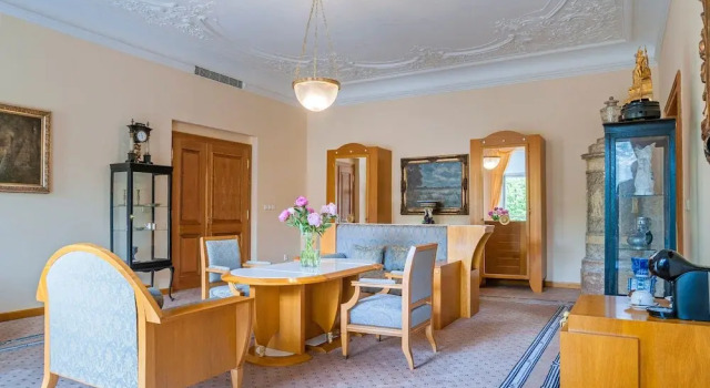 Апартаменты Presidential Aparthotel Tři lilie