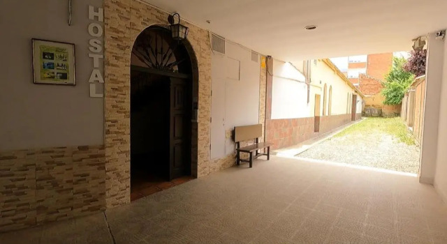 Hostal Santiago, Забронировать Отель Каррион-де-лос-Кондес Паленсия