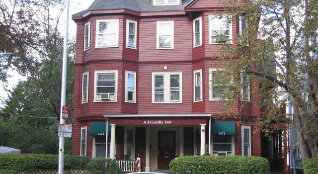 A Friendly Inn at Harvard, Забронировать Отель Гарвард-сквер Кембридж, рядом с Высшая школа дизайна Гарвардского университета