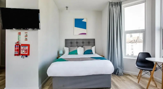 Семейные апартаменты Deluxe OYO Studiotel Great Yarmouth - Modern Hotel Apartments