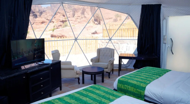 Трёхместный номер Deluxe The Rock Camp Petra