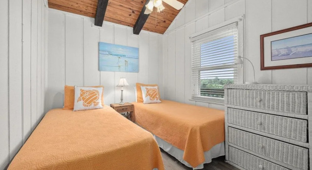 Cozy Cottage by Distinctive Beach Rentals, Rezervovat Rekreační dům Flagler Beach Florida