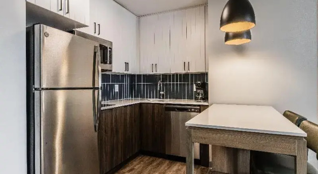 Люкс Staybridge Suites Dawson Creek by IHG