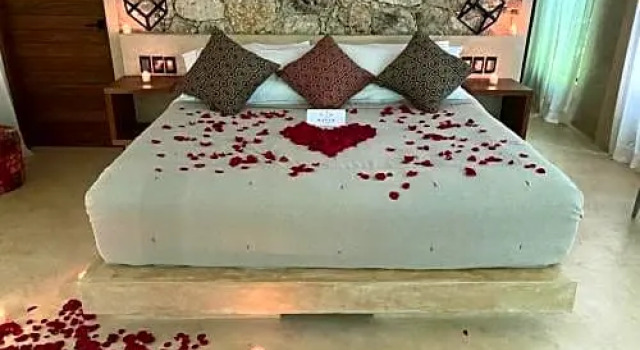 Mayur Tulum