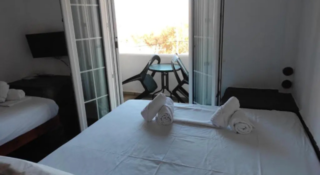 Kea Island, Book Hotel Korissia Kea