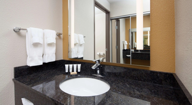 Четырёхместный номер Standard Red Lion Inn & Suites Polson