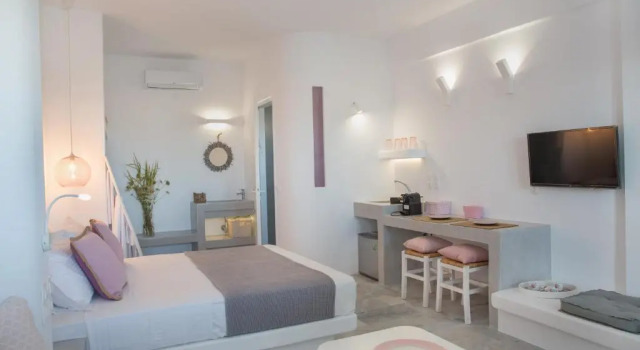 Люкс с видом на море Aspries Suites