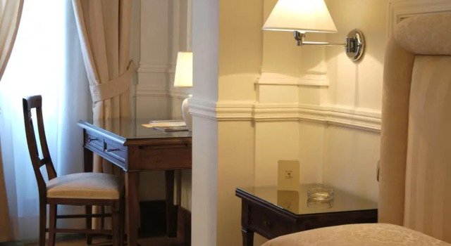Двухместный номер Standard Hotel Flora