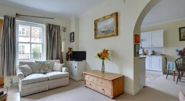 Holiday Home Cam Court