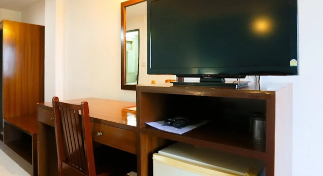 Двухместный номер Standard с балконом Wiangwalee Hotel