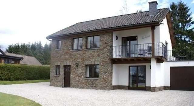 Коттедж Chalet in Ardennes Near Forest Trails