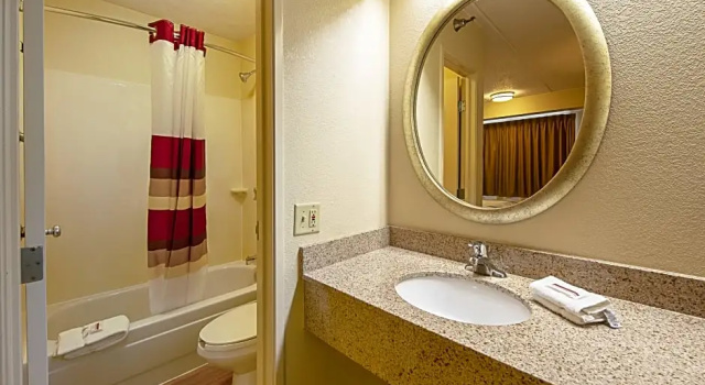 Номер Standard Red Roof Inn Harrisburg North
