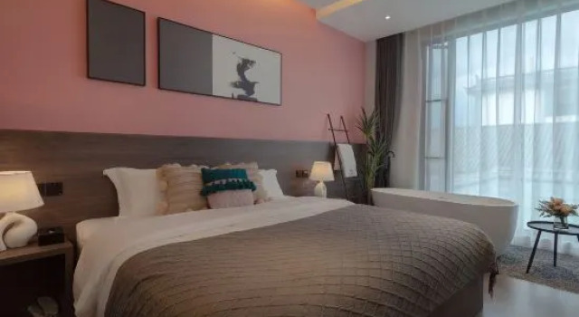 Люкс c 1 комнатой с балконом DengYun Residential hostel