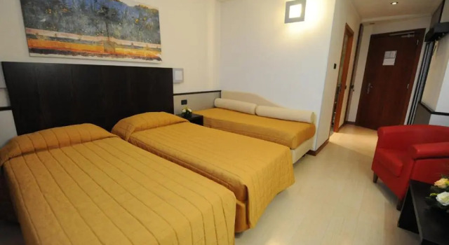 Номер Classic Euro Hotel