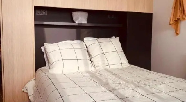 LE CALI, P2 Cabine dans une résidence avec piscine, vue mer et parking privé, Book Hotel Hotels in Camargue with a Pool, Swimming Pool