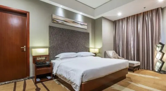 Люкс Premier Chan Kong Hotel Guangzhou