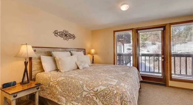 Апартаменты TYRA SKI IN OUT 4 BR Condo
