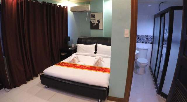 Люкс Holiday Plaza Hotel Tuguegarao City