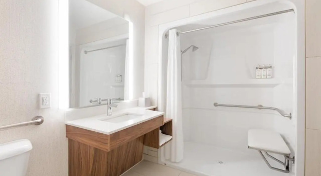 Номер Standard Holiday Inn Express Grande Prairie by IHG