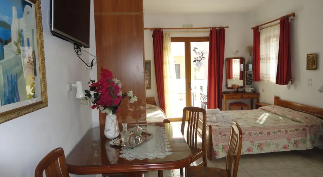 Студия с балконом Villa Elizea